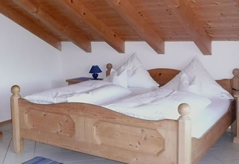 Doppelzimmer Bad Heilbrunn mit Balkon Doppelzimmer Bad Heilbrunn mit Balkon